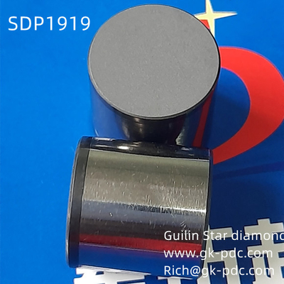 19mm Tinggi Berlian Polikristalin Kompak Diameter 19.05mm Untuk Pengeboran Gas Minyak