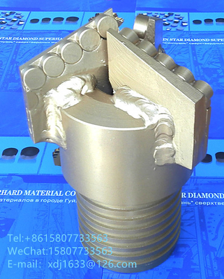 pengeboran geologi PDC Drag Bit 96mm Diameter OEM ODM