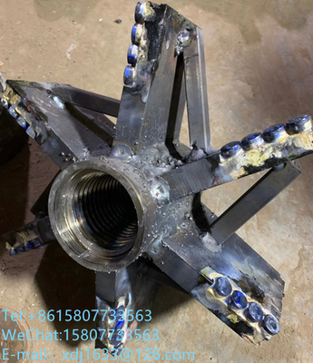 Tahan lama tipe seret Steel Body PDC Bits 331mm untuk pengeboran sumur air